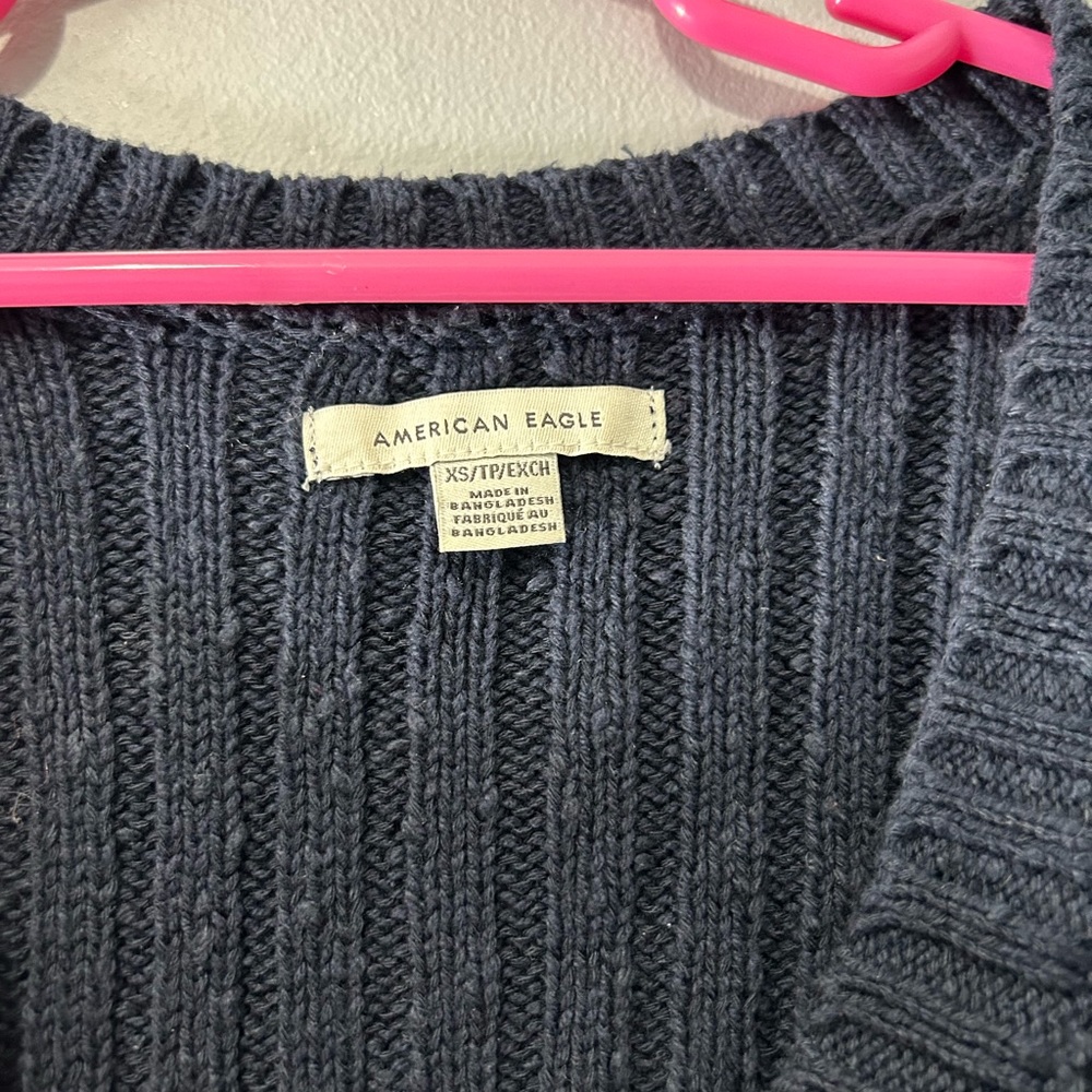 Cropped Navy Blue Knit Cardigan - American Eagle - Size XS - Picture 3 of 4